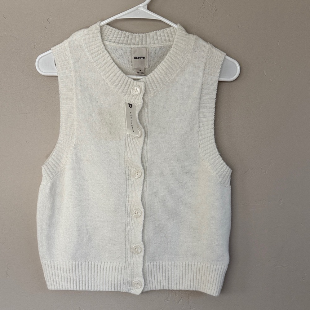 Anthropologie white  Button-Up Sweater Vest size M